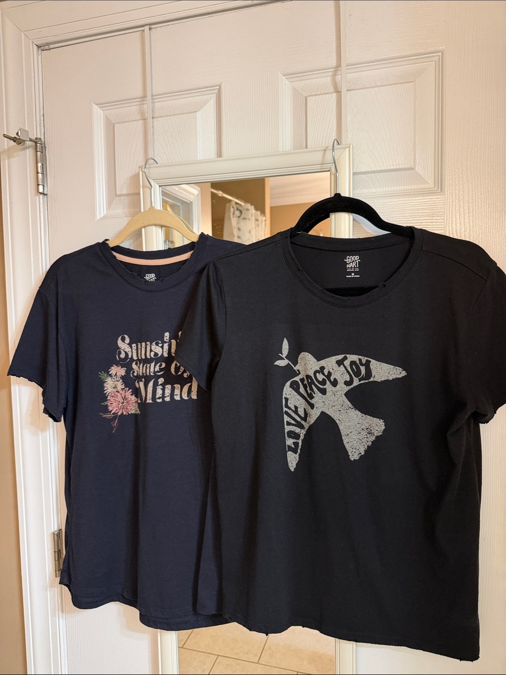 Matilda Jane Good Hart Tee shirt bundle. Black Peace Joy Graphic T-Shirt. Med.